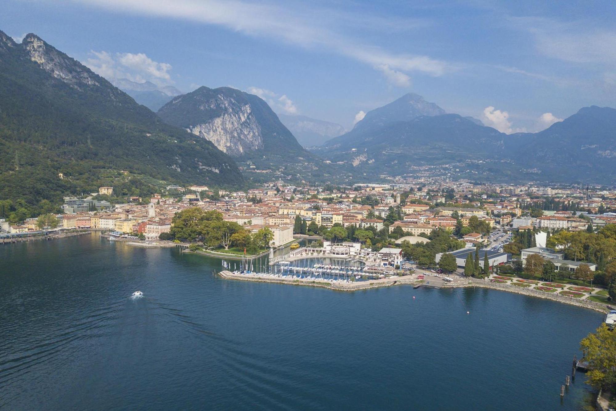 Casa Margherita Few Minutes From Lake - Happy Rentals Riva del Garda Dış mekan fotoğraf